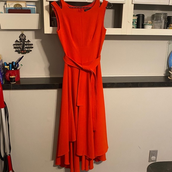 Dresses & Skirts - Elegant red Sleeveless Dress